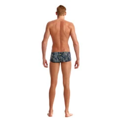 Funky Trunks - Pointillism - Mens Plain Front Trunks 9 Funky Trunks - Pointillism - Mens Plain Front Trunks -Swimwear Haven Shop funky trunks pointillism mens plain front trunks 3